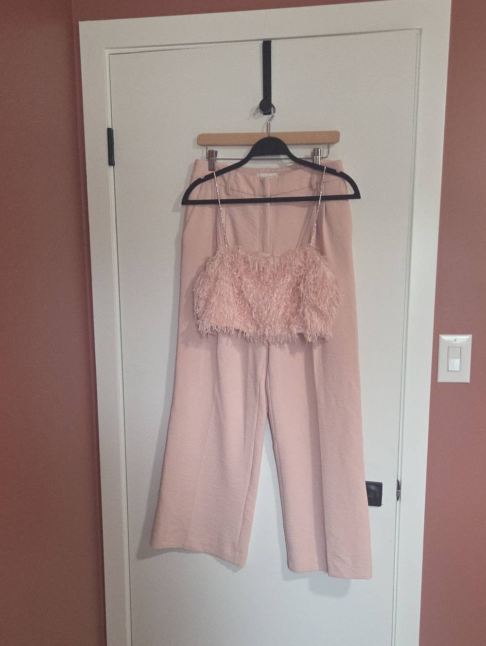 House of Harlow 1960 Feather-Trimmed Blush Pink Set